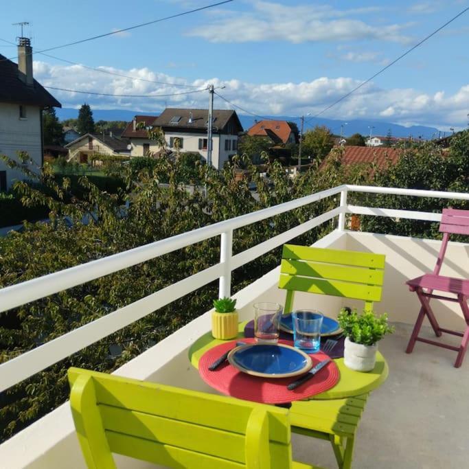 Appartement Verdoyant Au Bord Du Lac Leman Entre Evian Et Thonon Dans Une Villa Publier Exterior foto